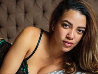 girl showing tits MiaRossi