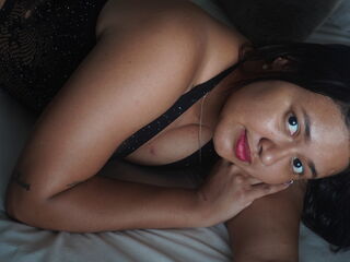 girl camsex MilaWhitmore