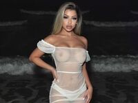 live chat NicolePeach