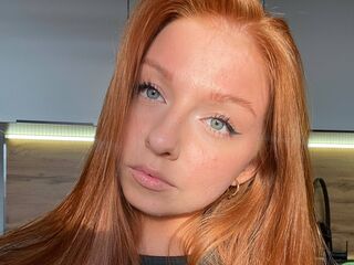 sexy webcam girl NicoleTatako