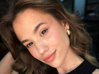 nude cam girl photo PearlyLominack