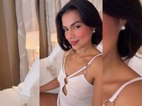 beautiful cam girl PerlaMoonroe