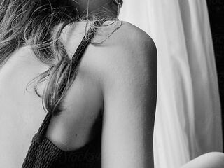 hardcore live show RemaRoy