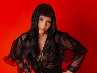 naked camgirl masturbating with vibrator RivenAmelia