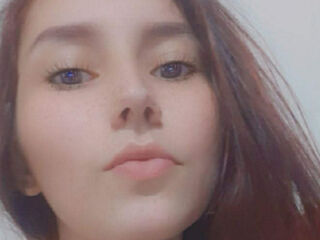 fingering webcam girl SamanthaHottie