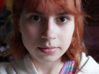 webcam babe chat room SerafinaGoettl