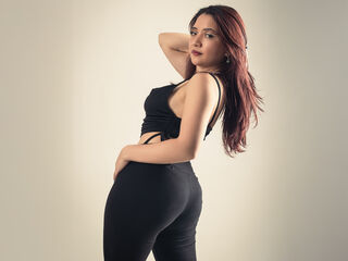 naked girl with webcam masturbating with vibrator SkyBlake