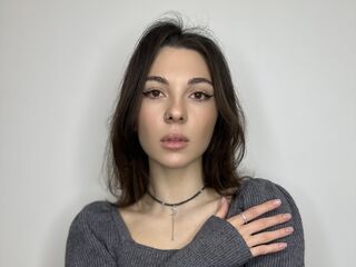 webcam girl chatroom SkyeSnow