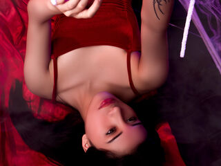 camgirl masturbating with vibrator SophieCotton