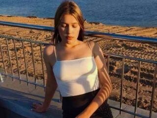 hot sex webcam SuziBarringer