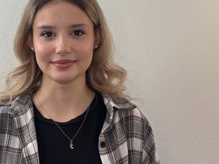 real live cam TanyaPanah