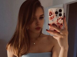 sexy cam girl picture TarenLeonetti