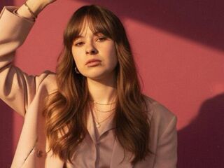 hot chatroom TerinaLairmore