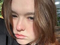 fingering cam slut TwannaShumate