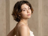 naked camgirl photo VandaCardwell