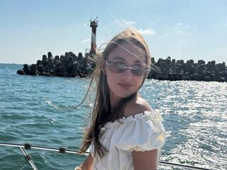 hot cam slut YaekoBrowers