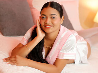 camwhore fingering pussy ZariRiley