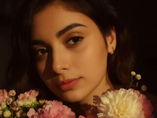 naked cam girl photo ZaylaAmin